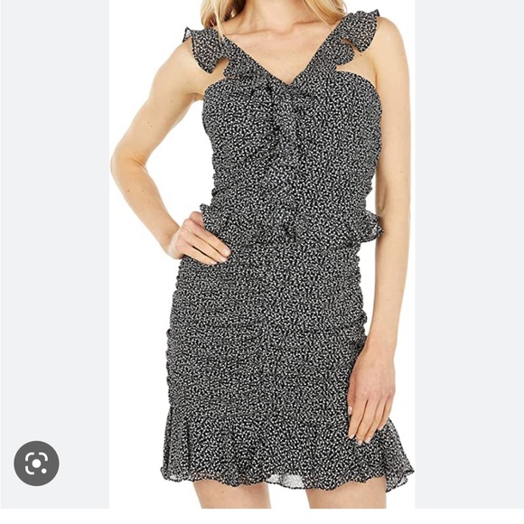 ASTR the label Zinnia Dress - Picture 2 of 4